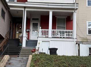 907 Mahantongo St #2, Pottsville, PA 17901