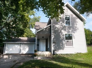 824 Pleasant St, Belding, MI 48809