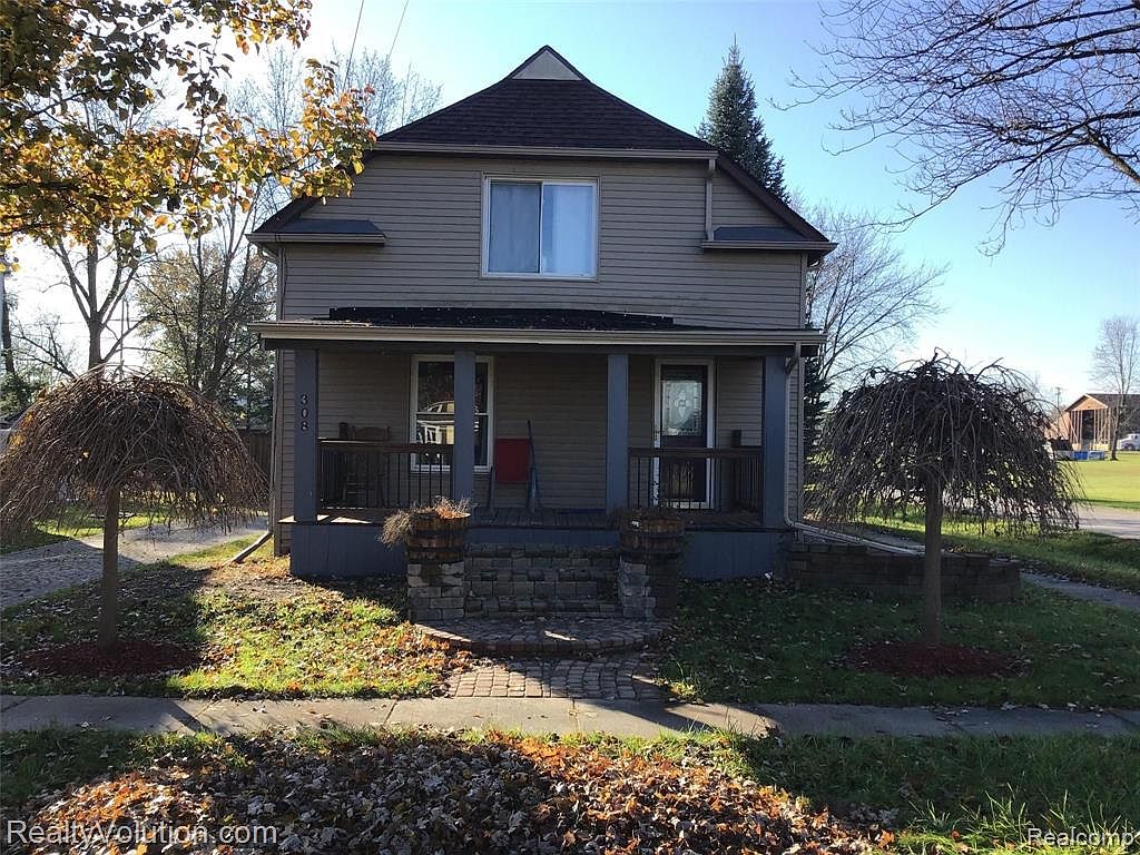 308 W Mill St, Capac, MI 48014 Zillow