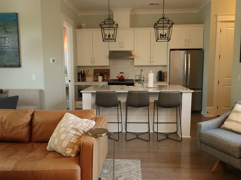 994 Key Colony Ct — Photo 1