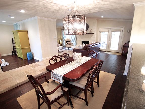 4th image of 3806 Clubway Ln