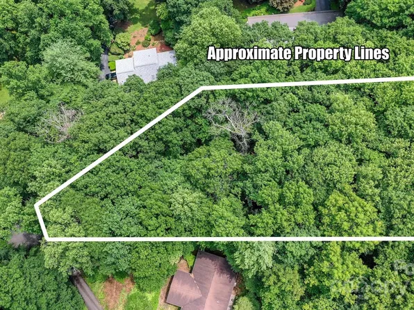 106 Delphi Ter, Hendersonville, NC 28791