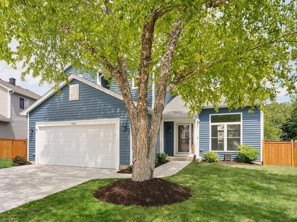 824 Tallgrass Dr, Bartlett, IL 60103