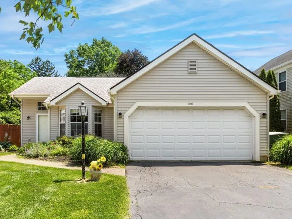 8000 Leaview Dr, Columbus, OH 43235