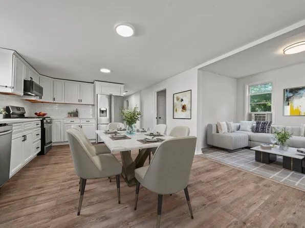 28 Warren St, Peabody, MA 01960