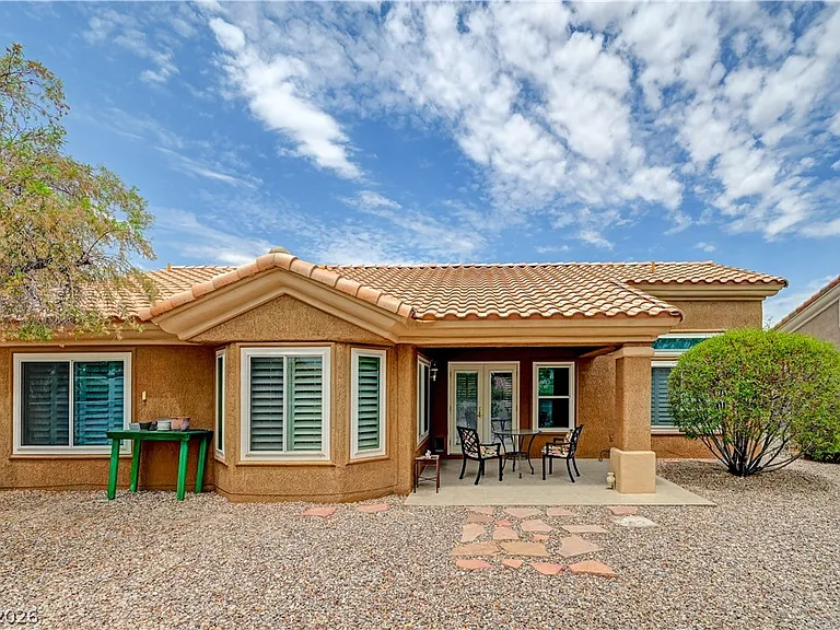 10609 Paradise Point Dr — Photo 48