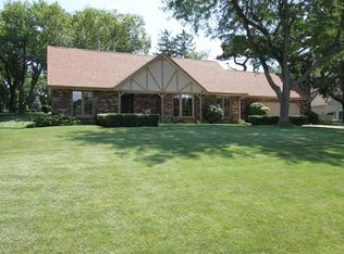 251 S Ardmor Dr, Whitewater, WI 53190