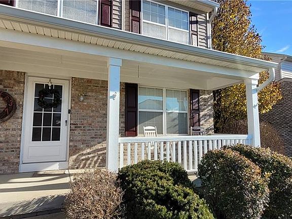 3rd image of 3637 Bayview Ln