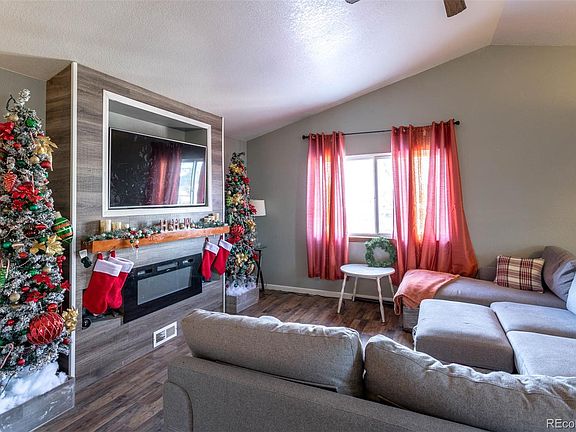 4th image of 432 N 15th Ave