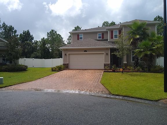 3rd image of 16067 Blossom Lake Dr