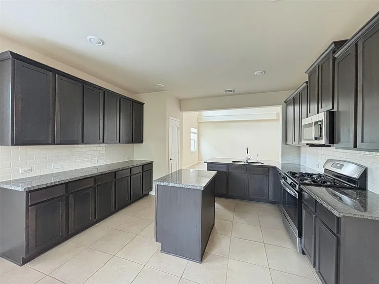 6034 Prince Place Dr — Photo 19