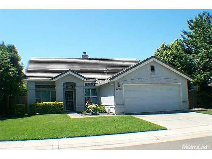 8808 Flying Hawk Ct photo 1