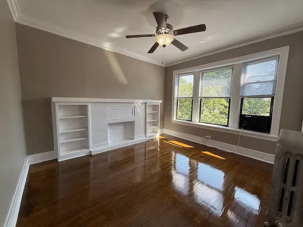 6208 N Hermitage Ave #3, Chicago, IL 60660