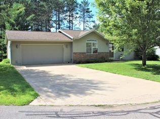 304 S View Dr #S, Tomahawk, WI 54487