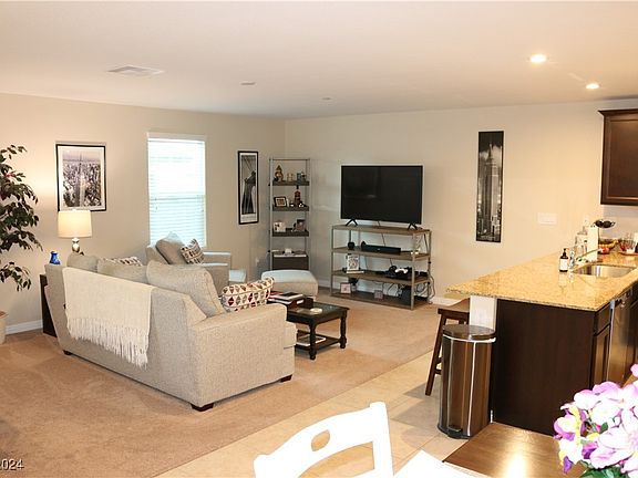 5th image of 4641 Pencester St Unit 0