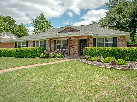2nd image of 10114 Kirkhaven Dr