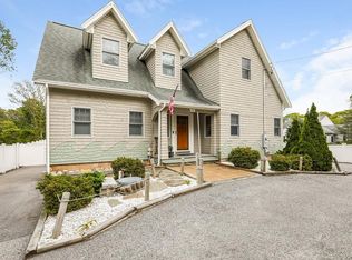 316 Williston Rd, Bourne, MA 02532