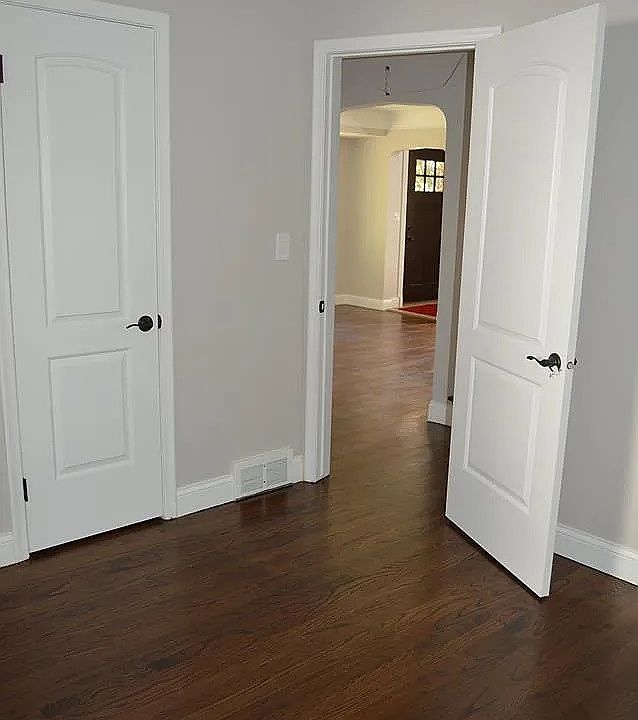 2111 Rochester Rd, photo 10