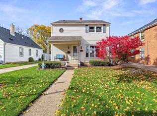 2349 S 82nd St, West Allis, WI 53219