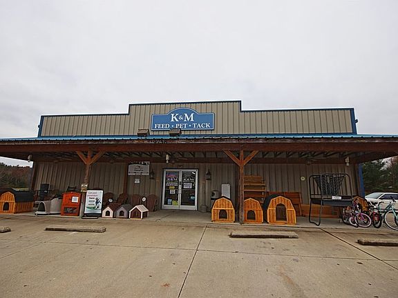 2nd image of 9758 Alexandria Pike