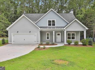 686 Brook Cir, Griffin, GA 30224