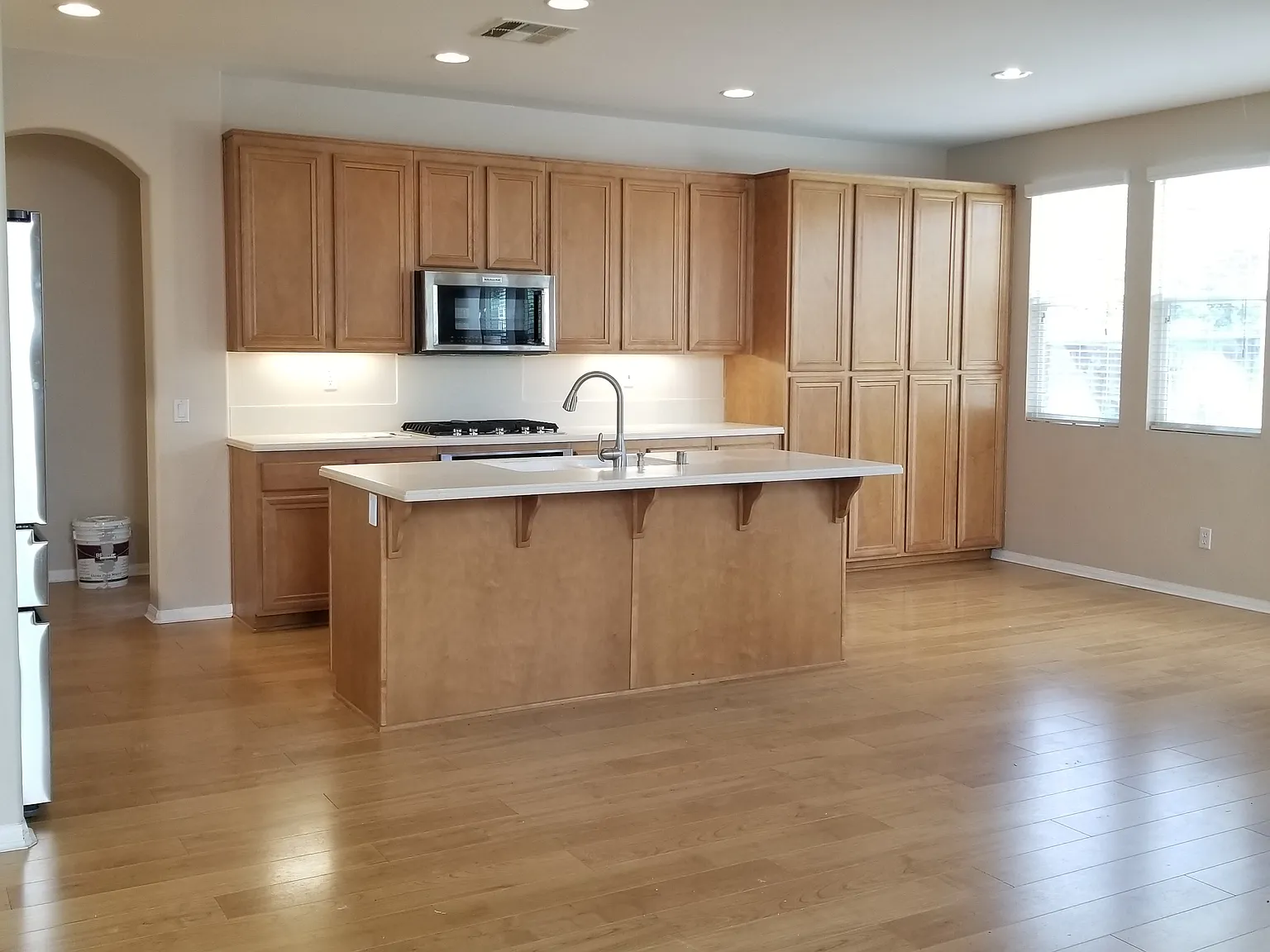 4 bed, 2491 sqft, $5,000 — Photo 1
