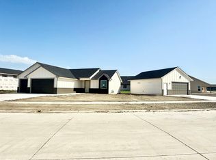 5464 N Toben Dr, Wichita, KS 67226