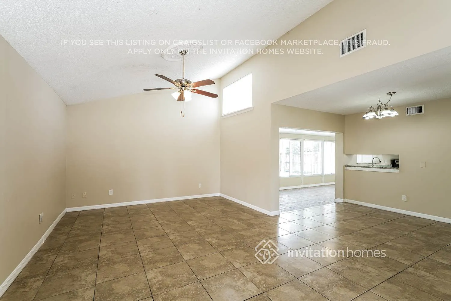10507 Chadbourne Dr Tampa, FL 33624 — Photo 4