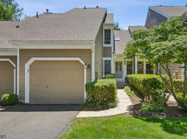 16 Dorset Ln, Bedminster Twp., NJ 07921