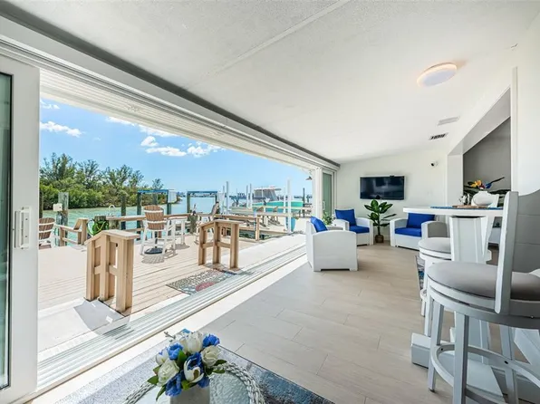 476 Boca Ciega Point Blvd S, Saint Petersburg, FL 33708