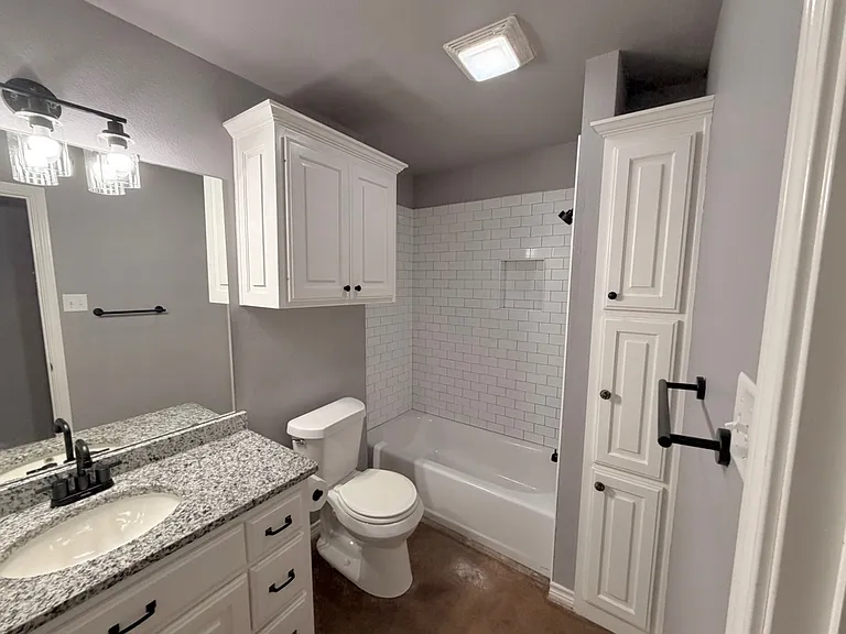 271 Lawrence Rd #A — Photo 13