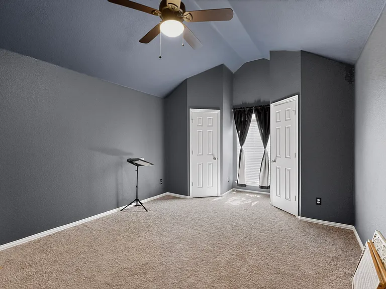 3513 San Paula Dr — Photo 36