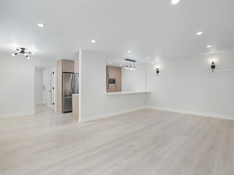 3380 Vinton Ave #103 — Photo 1