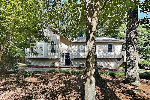 4523 Hickory Grove Dr NW Photo 1