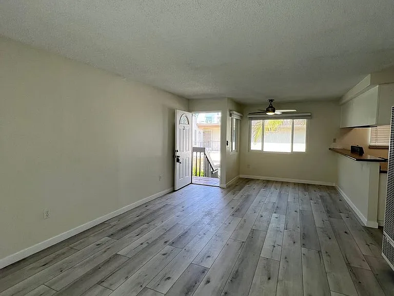 18661 Libra Circle ( F ) — Photo 2