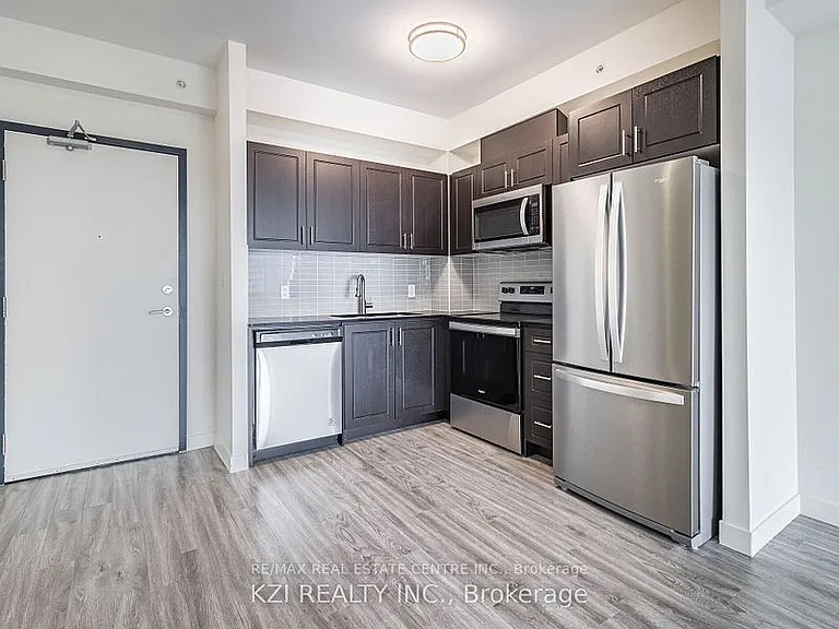128 King St N #1001 — Photo 13