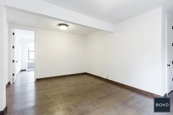 Rented by Bond New York | media 40