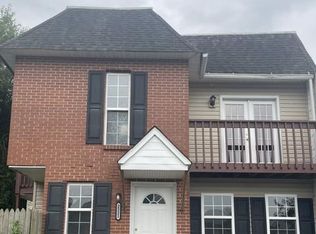 2221 Dickens Ter, Newark, DE 19702