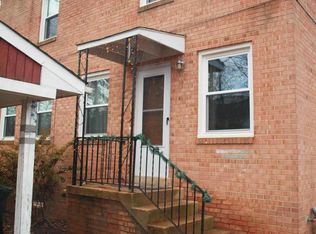 10825 Crest St, Fairfax, VA