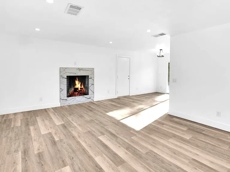 17368 Sweetaire Ave — Photo 5