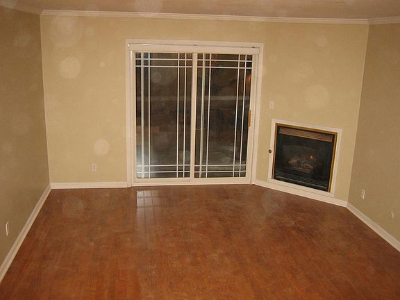 Living Room & Fireplace