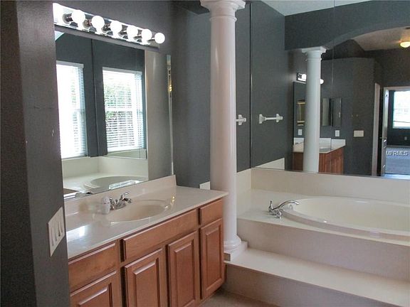 4th image of 2352 Baronsmede Ct