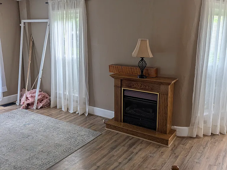 21 Linden St — Photo 11