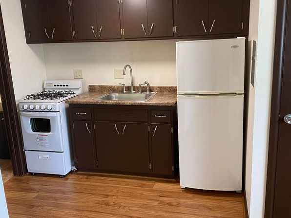 2812 E Bolivar Ave #10