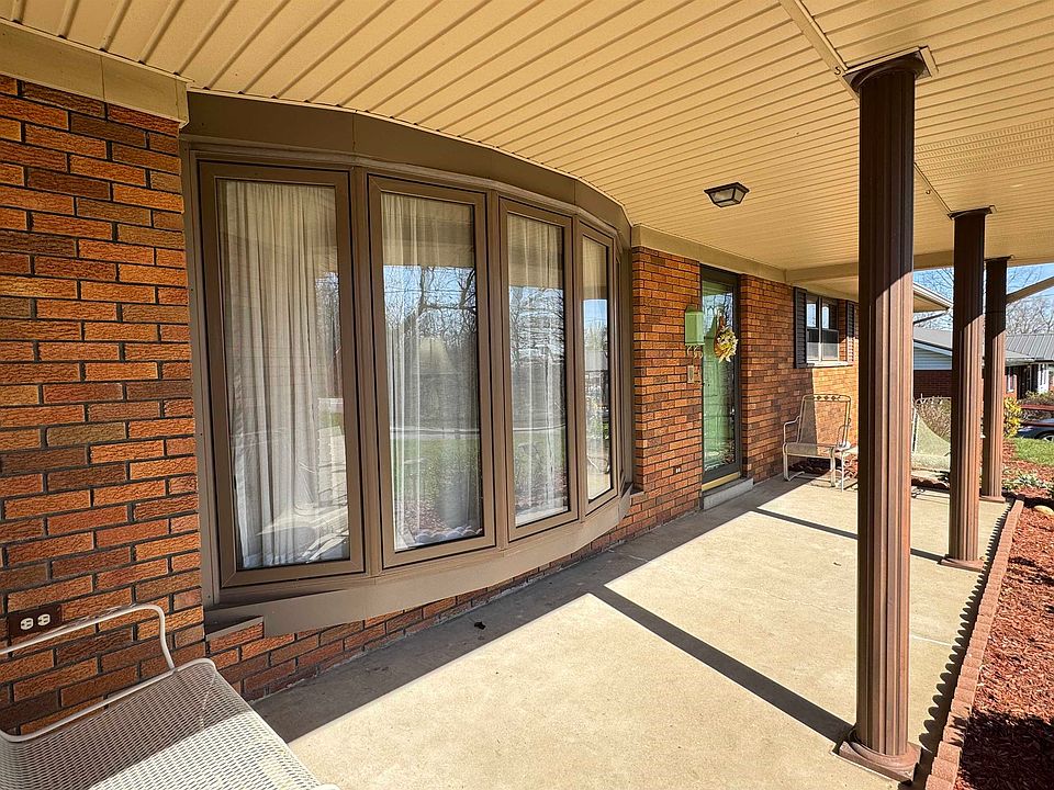 4743 Skyline Dr, Ashland, KY 41102 Zillow