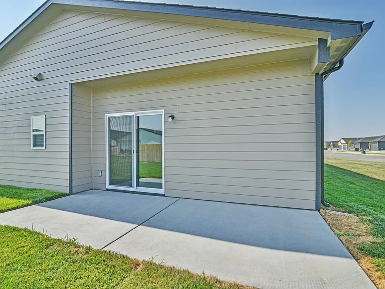 9212 E Hurst St — Photo 36