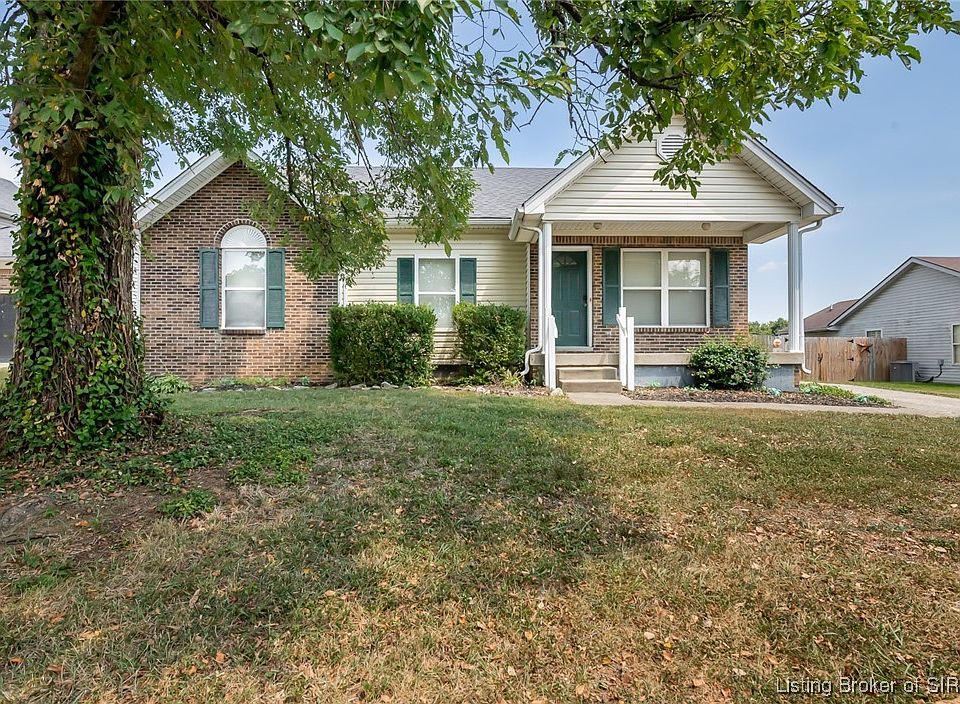 1st image of 913 Marquise Court