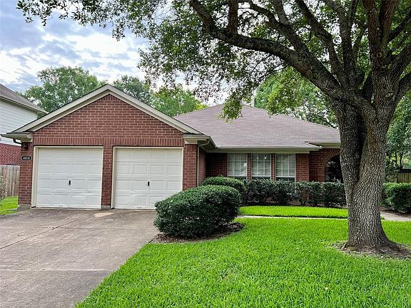 2nd image of 4615 Twin Elm Dr