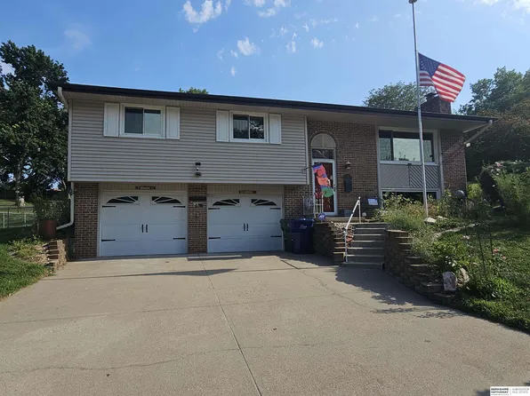 7705 Washington St, Ralston, NE 68127