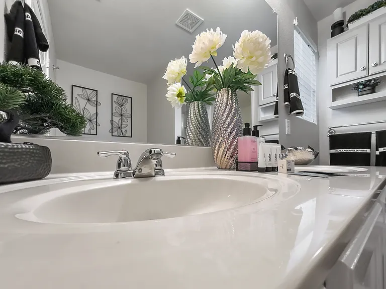 1809 Christopher Creek Dr — Photo 15